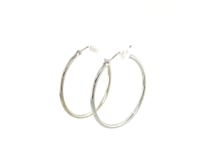 10k White Gold Polished Hoop Earrings (1.5x30mm) 8