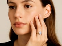 2 Carat Oval Lab Grown IGI G/VS1 Diamond Solitaire Ring in 10K Yellow Gold 8