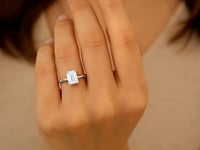 2 Carat Emerald Lab Grown IGI G/VS1 Diamond Solitaire Ring in 10K White Gold 9