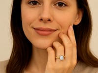 1.50Ct Emerald Lab Grown IGI G/VS1 Diamond Ring in 10K Yellow Gold 9