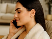 14k Yellow Gold Freshwater Cultured White Pearl Stud Earrings (5mm) 8