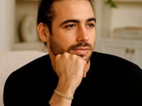 10k Yellow Gold Lite Figaro Bracelet (5.60 mm) 12